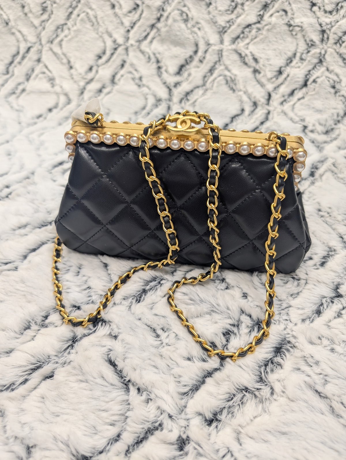 CH2234 Womens Black Bag with Gold Chain