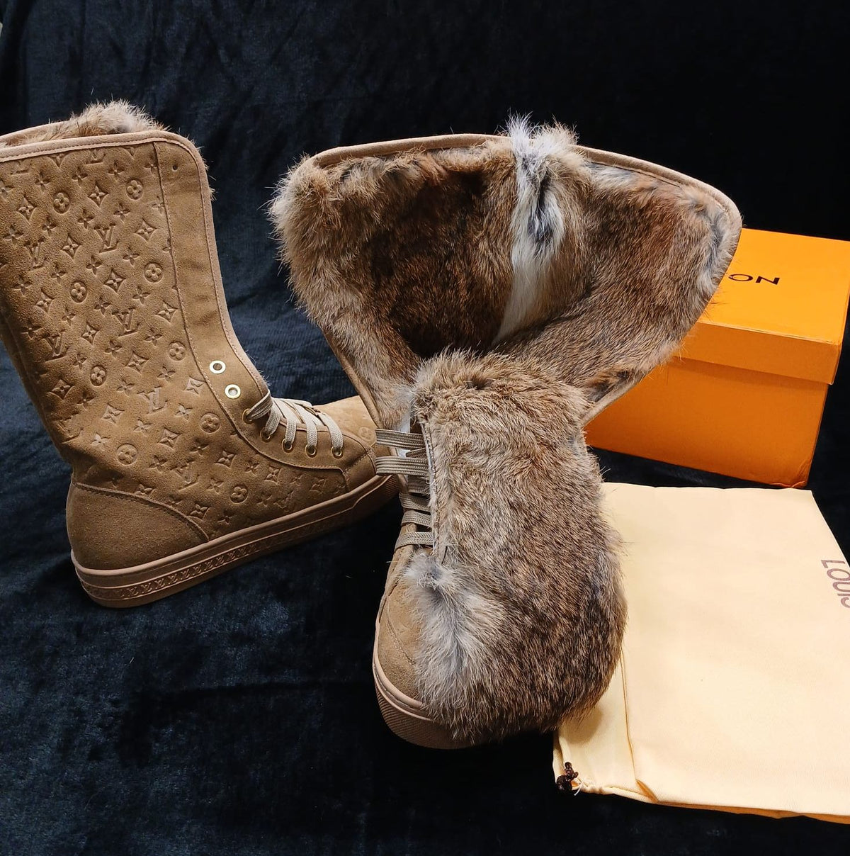 Womens Boots LV360N Brown Fur